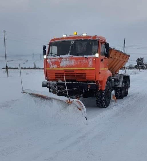 В Армении из-за снегопада для транспортных средств с прицепом и полуприцепом закрыт участок дороги, ведущий...